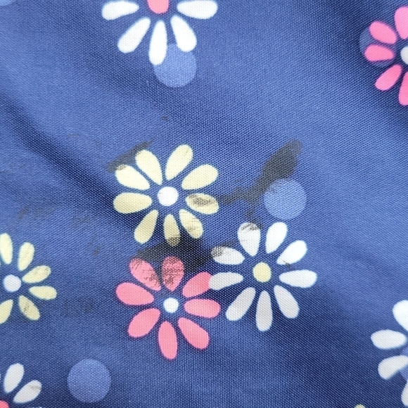 Oshkosh raincoat - Picture 5 of 5